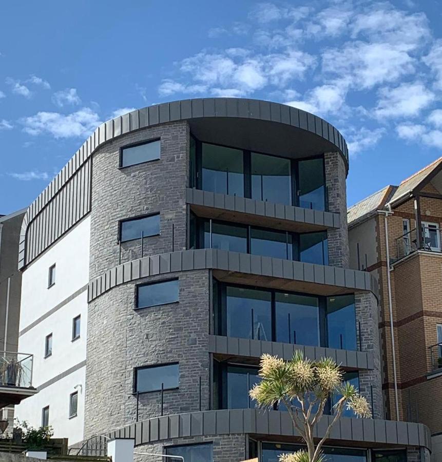 2 The View Apartments Ilfracombe - Seafront, Parking, Lift, Ev المظهر الخارجي الصورة
