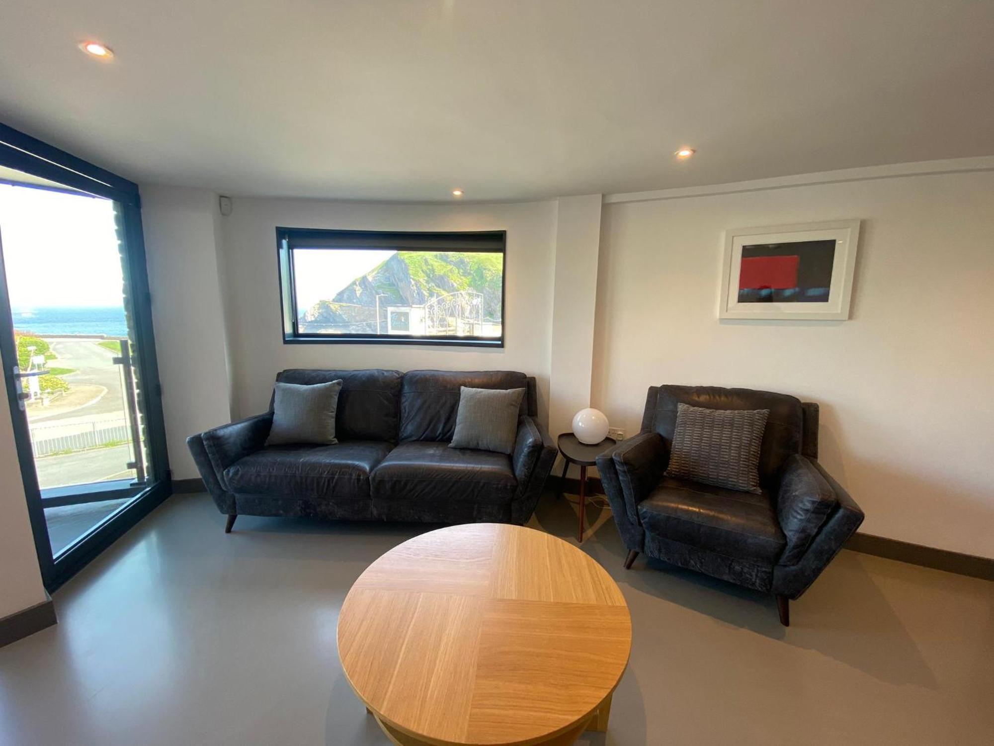 2 The View Apartments Ilfracombe - Seafront, Parking, Lift, Ev المظهر الخارجي الصورة